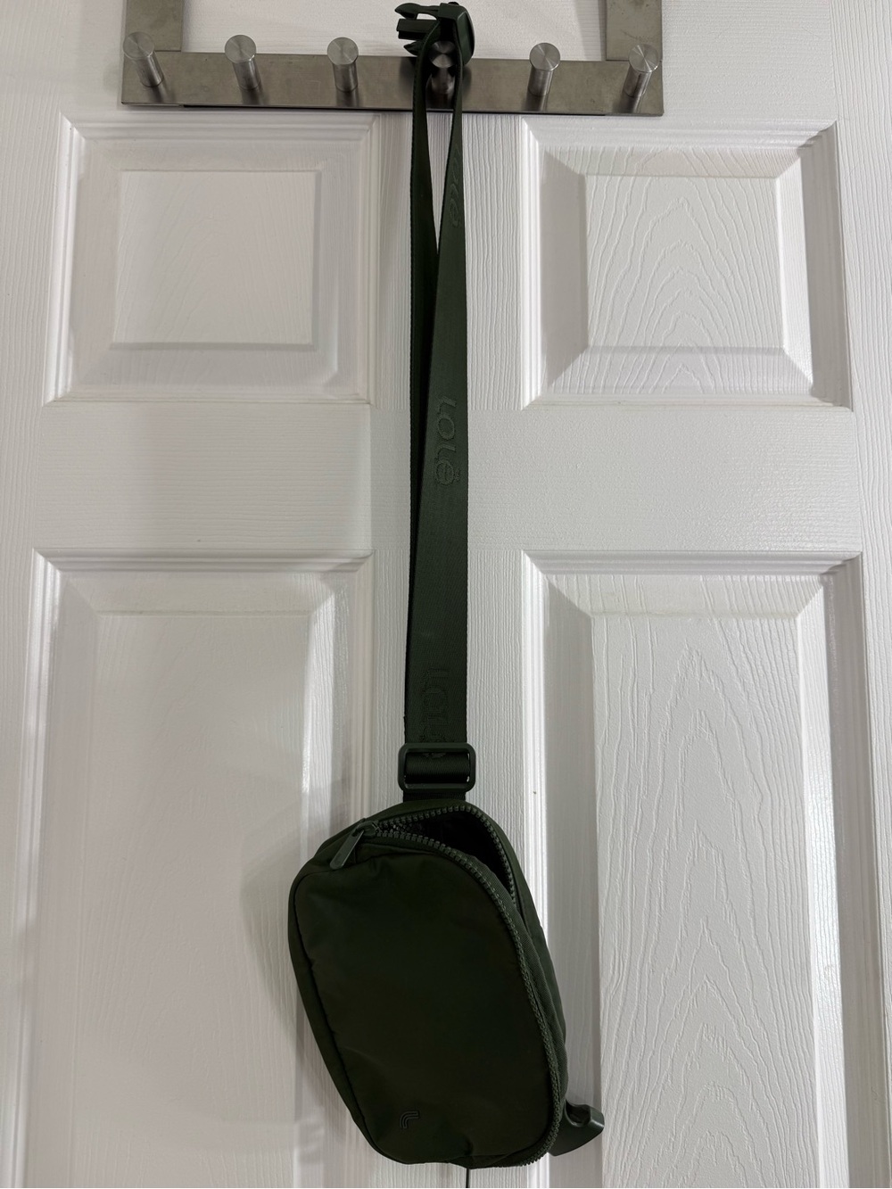 Lole Olive/Dark Green Crossbody Belt Bag